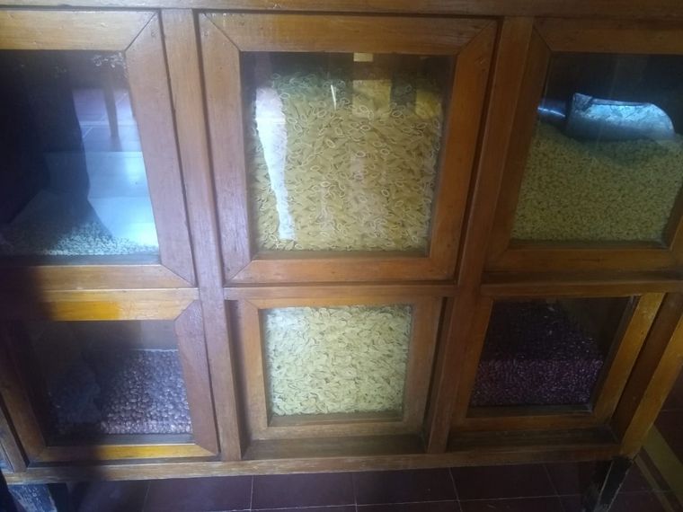 La Casona de Manolo, un restaurante con objetos antiguos