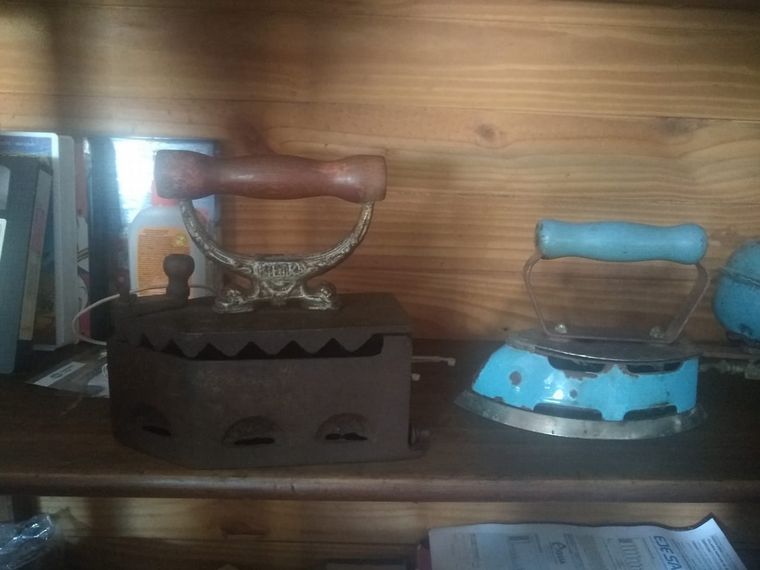 La Casona de Manolo, un restaurante con objetos antiguos