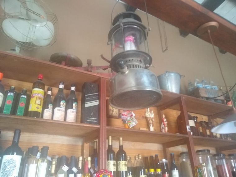 La Casona de Manolo, un restaurante con objetos antiguos