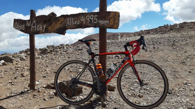 Imágenes de la travesía en bicicleta por la ruta 40.