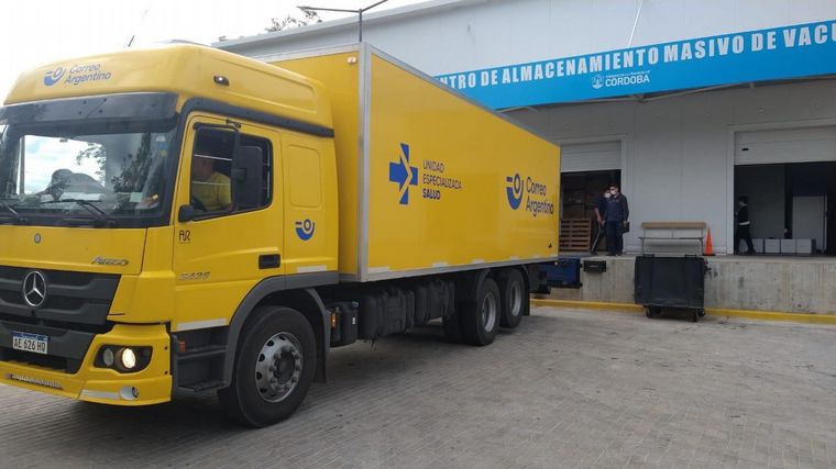 Llegaron 25.200 dosis del primer componente de la vacuna Sputnik-V a Córdoba