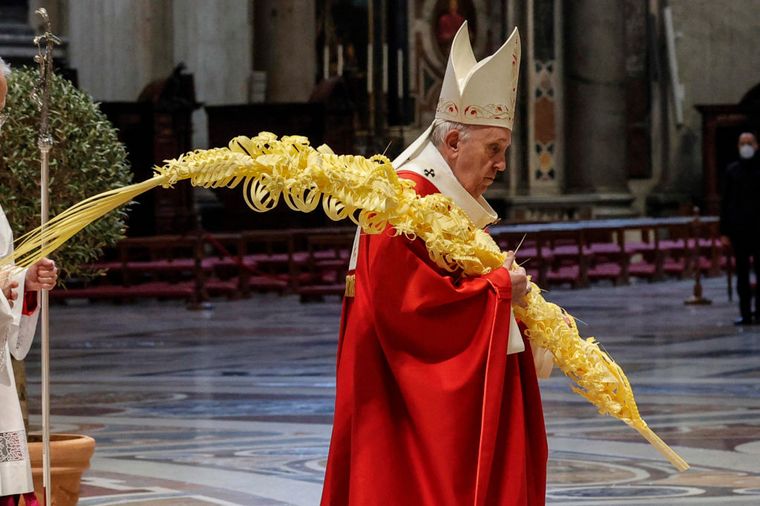 El Papa celebró Domingo de Ramos sin procesión de fieles (Foto: Getty Images)