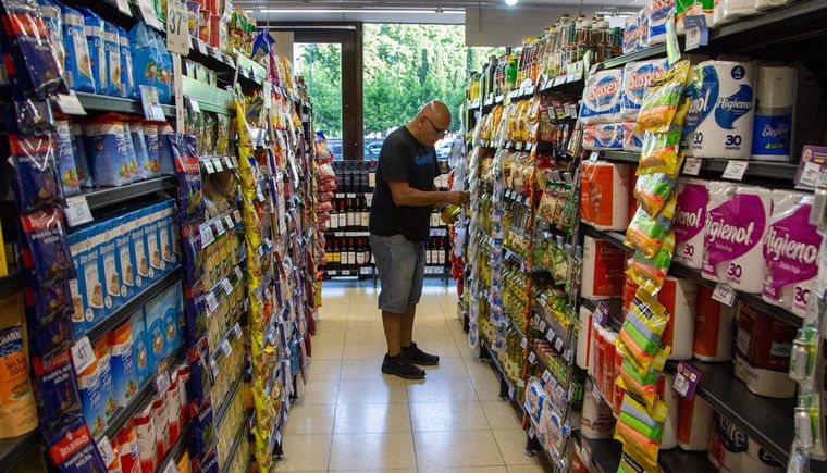 El Gobierno extiende el programa Precios Máximos.