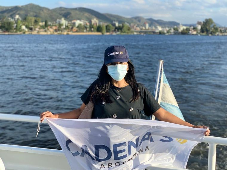 Un recorrido por el Lago San Roque en catamarán