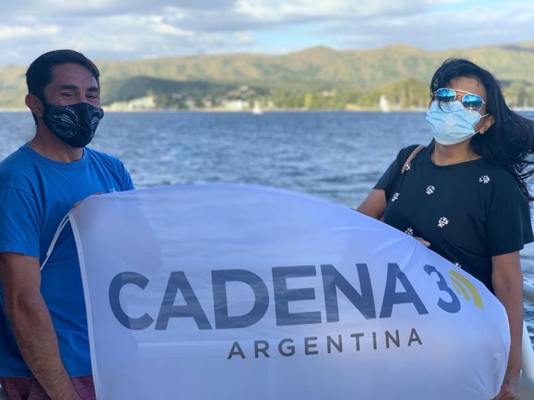 Un recorrido por el Lago San Roque en catamarán