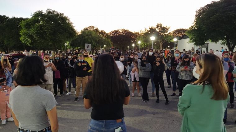 Movilización en Monte Cristo para dar con el exhibicionista.