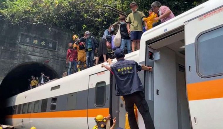 Tragedia ferroviaria en Taiwán.