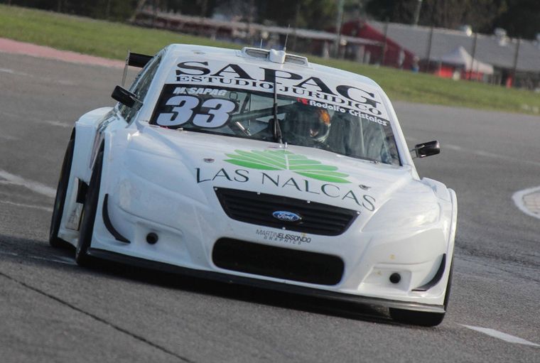 Manuel Sapag (Mondeo), segundo en los entrenamientos hoy.