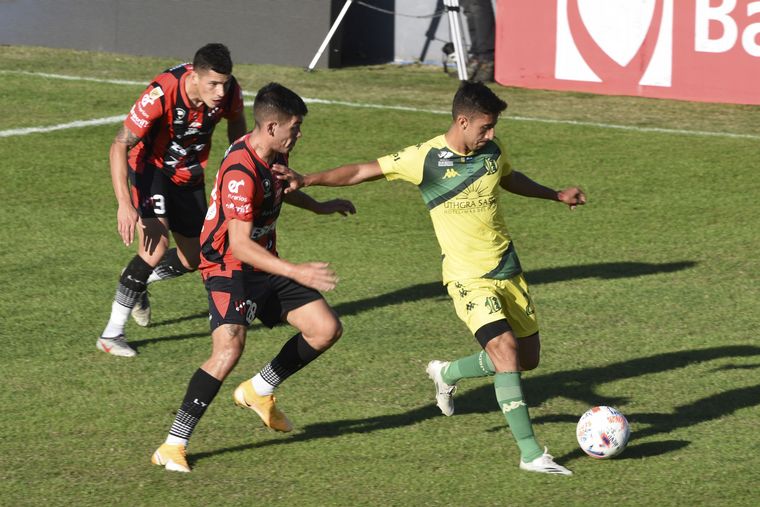 Patronato logró su primer triunfo en el certamen: venció 2-1
