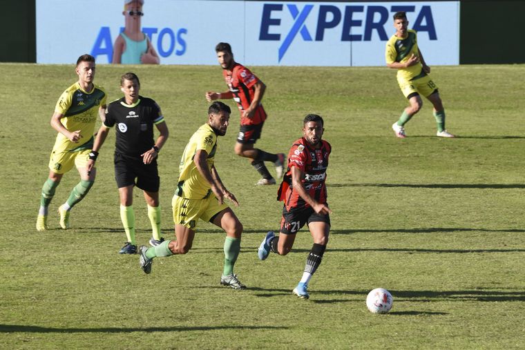 Patronato logró su primer triunfo en el certamen: venció 2-1