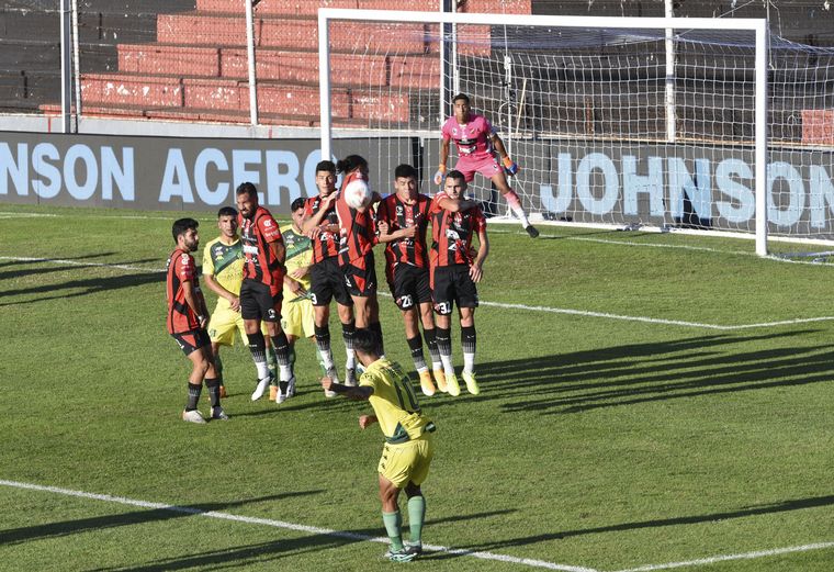 Patronato logró su primer triunfo en el certamen: venció 2-1