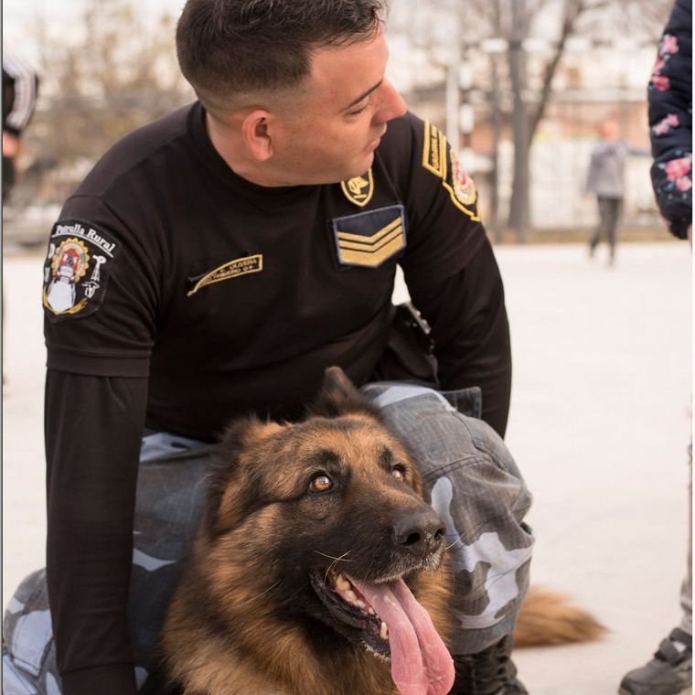 Saro tenía ocho años y formaba parte de la Fuerza Policial