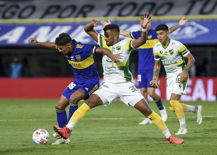 Boca se impuso 2-1 ante Defensa y Justica.