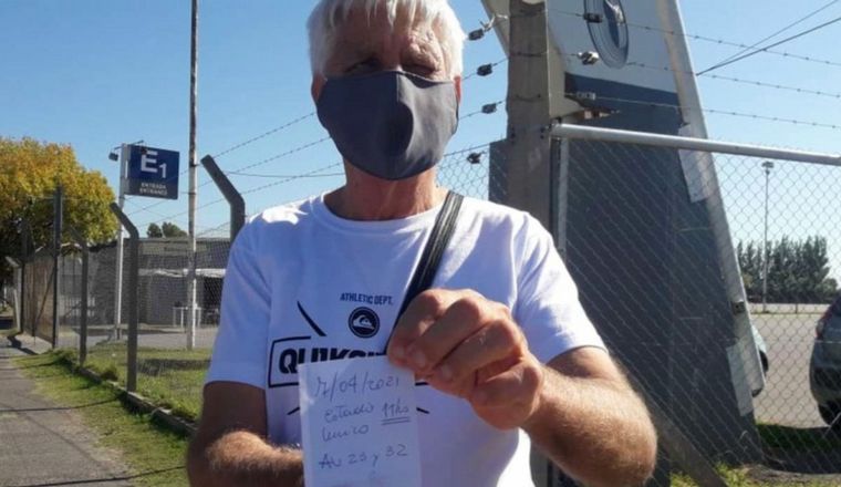 Uno de los jubilados rebotados (Foto: TN)