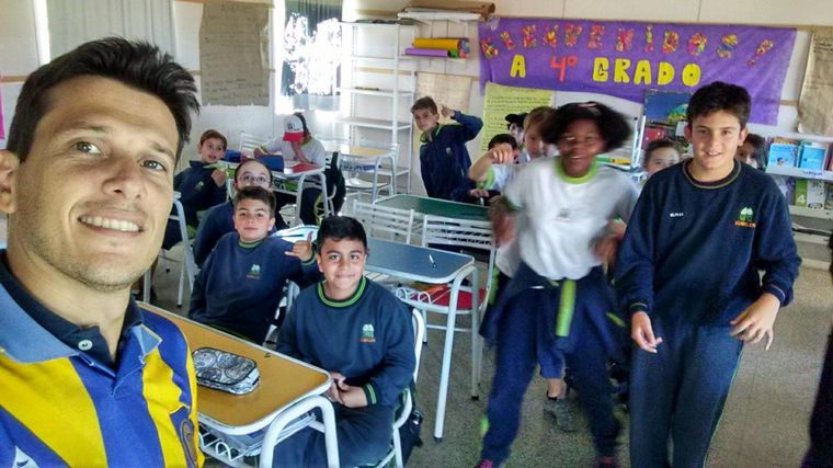 José Ignacio Marull, docente vacunado por su ex alumna.