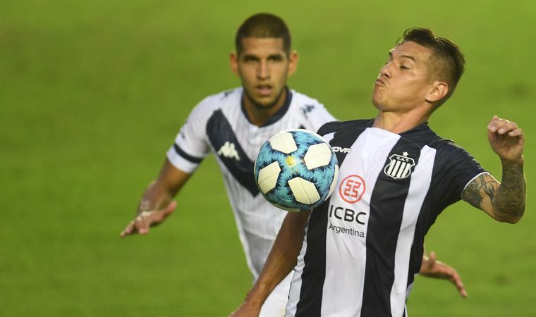 Talleres se mide ante Vélez en la cancha de Banfield por Copa Argentina.