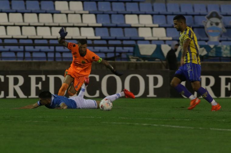 Belgrano y Atlanta empataron en Alberdi.