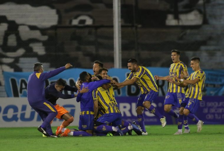 Atlanta le arrebató al victoria a Belgrano en Alberdi.