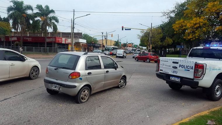 FOTO: Automóvil en el que circulaba la víctima.