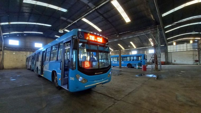Colectivos de Rosario ya circularán con ventanillas abiertas