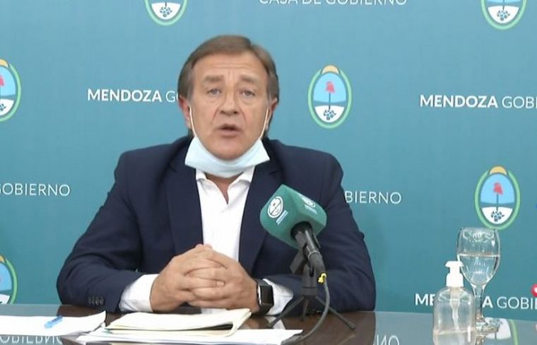 Las reuniones familiares y sociales serán suspendidas desde este lunes.