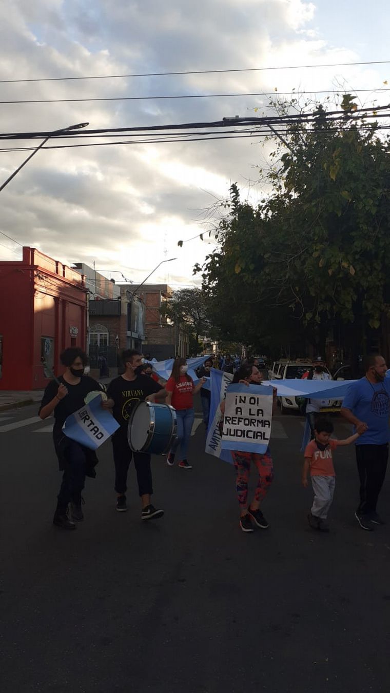 Comerciantes manifiestan en La Rioja.