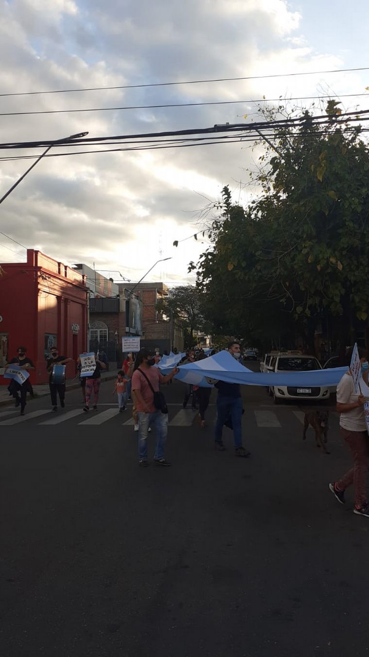 Comerciantes manifiestan en La Rioja.