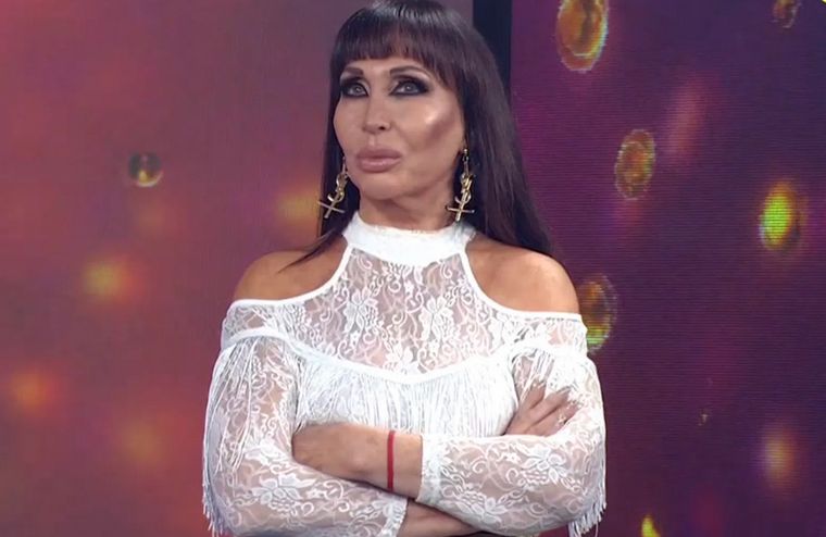 Moria recibió la primera dosis de la vacuna Sinopharm.