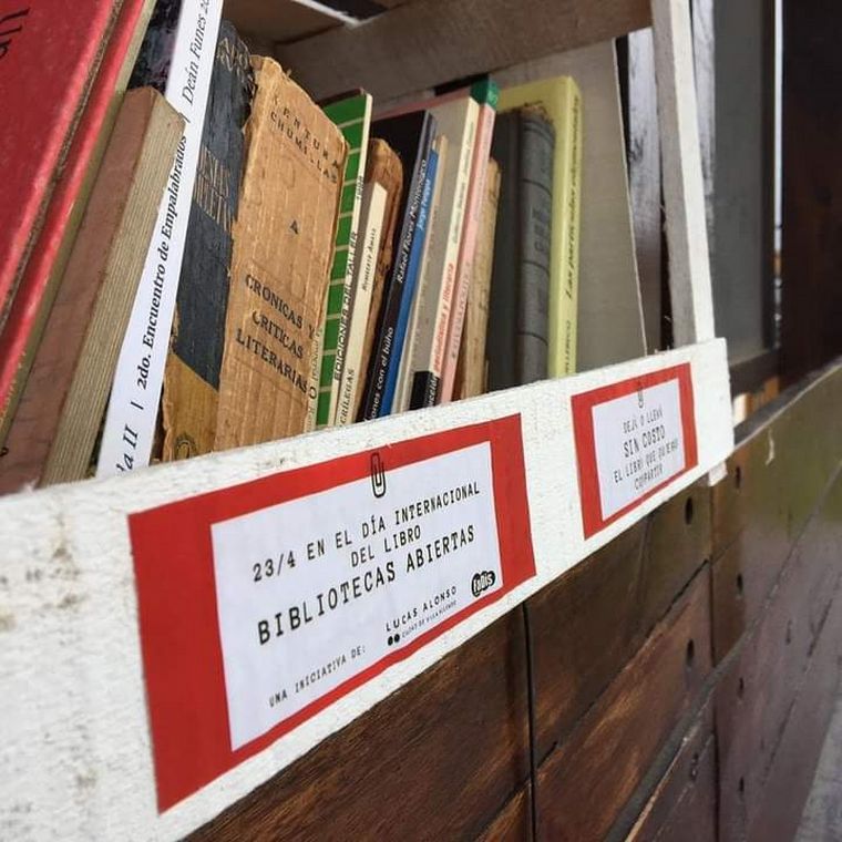 FOTO: Iniciativa por el Día del Libro en Villa Allende
