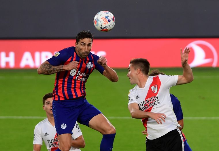 San Lorenzo derrotó a River 2-1 en el Monumental