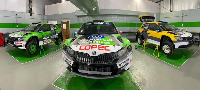 Como se ve en el equipo CBTech Skoda, por ahora la actividad del rally sigue detenida