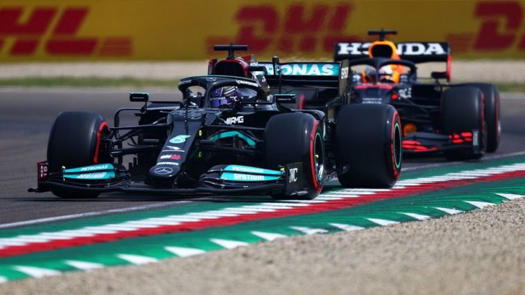 Hamilton y Verstappen siguen su lucha por la corona 2021 en Portimao