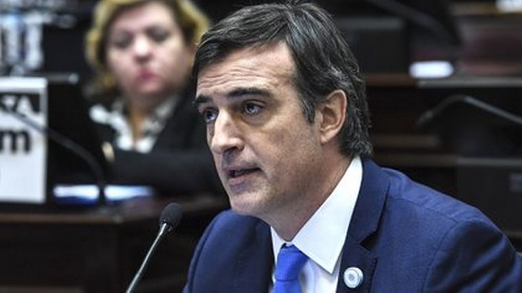 Qué es el ELA, la enfermedad que afecta a Esteban Bullrich