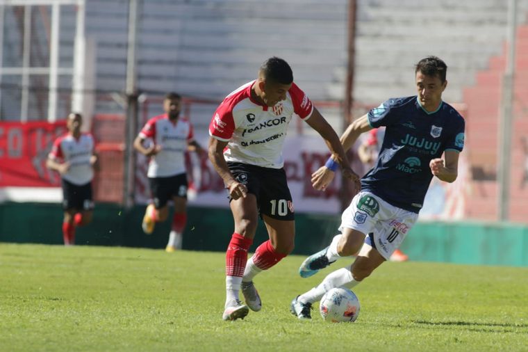 Instituto recibe a Gimnasia de Jujuy en Alta Córdoba.