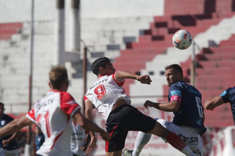 Instituto cayó ante Gimnasia de Jujuy en Alta Córdoba.