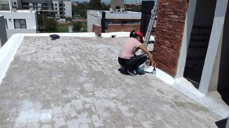 Mujeres en obra: el emprendimiento que rompe estereotipos