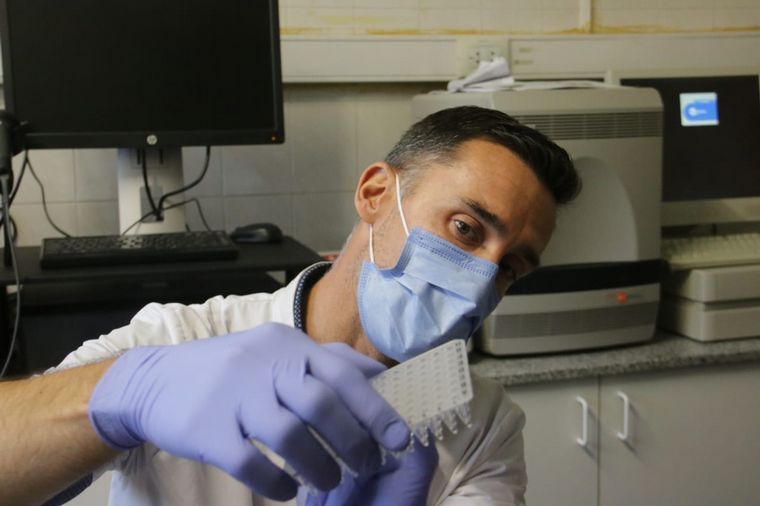 Héroes de la pandemia: Gonzalo Castro, del Laboratorio Central Córdoba