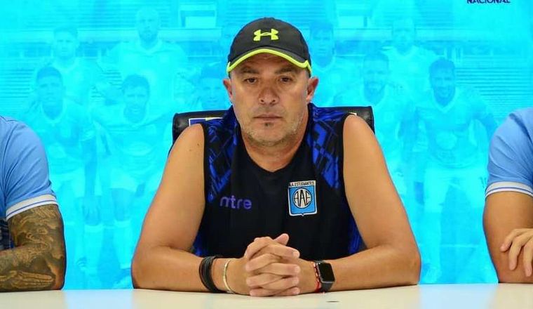 Marcelo Vázquez asume en un Instituto que no pudo ganar en el certamen.