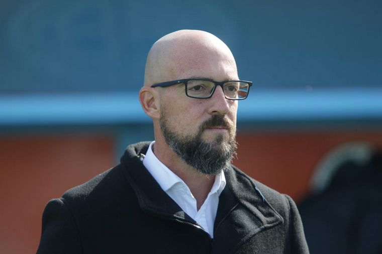 Orfila, de 44 años, ya no será el director técnico del "Pirata Cordobés".