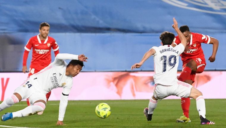 En un partido vibrante, Real Madrid y Sevilla empataron 2-2