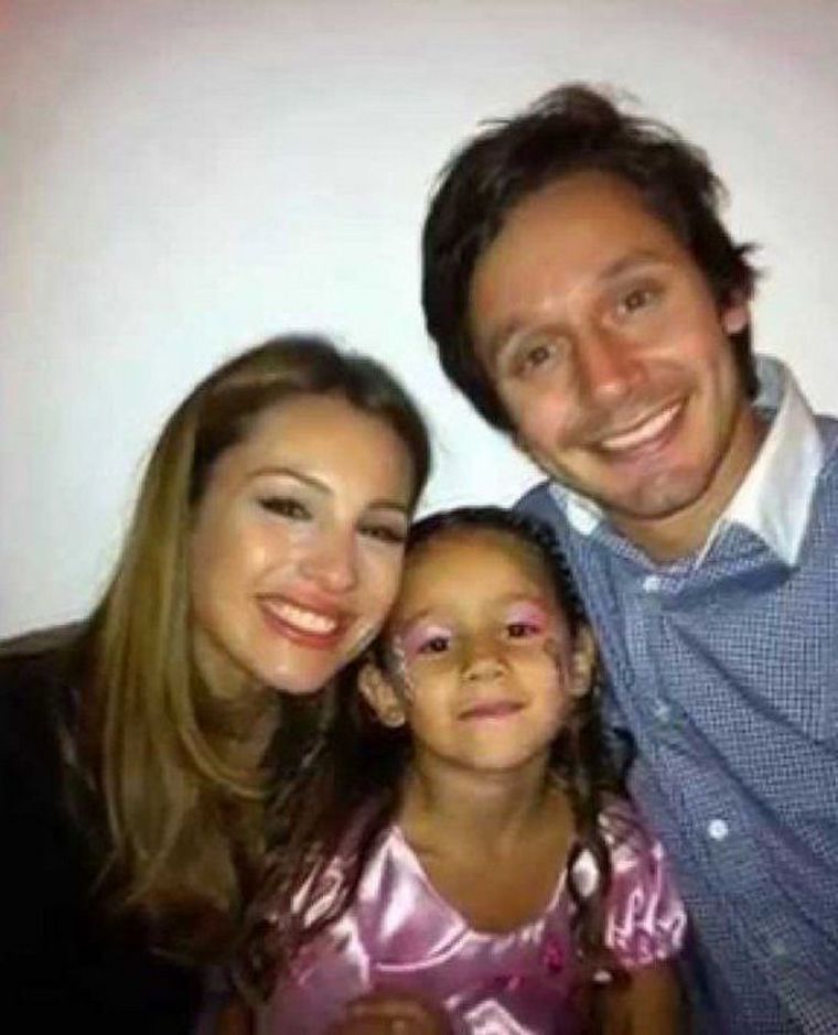 Pampita inauguró una plaza en homenaje a su hija Blanca