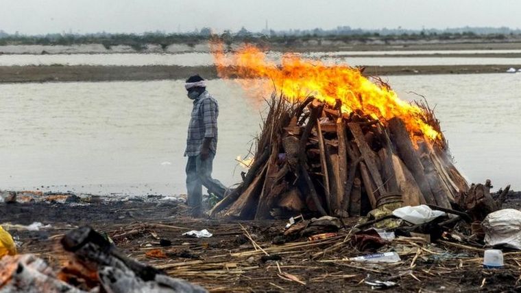 Aparecieron decenas de cadáveres en el Ganges (Foto: Agencia Reuters)