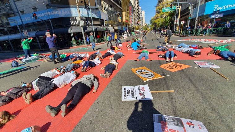 La intervención artística se lleva adelante en Colón y General Paz.