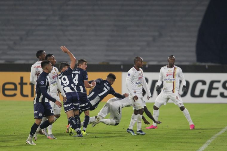 Diego Valoyes se lesionó en el partido ante Deportes Tolima.