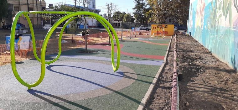 Inauguraron una plaza sobre Pasaje Aguaducho en Alberdi