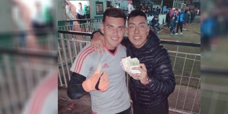 Leo Díaz atajaba penales por plata en su barrio antes del Superclásico.