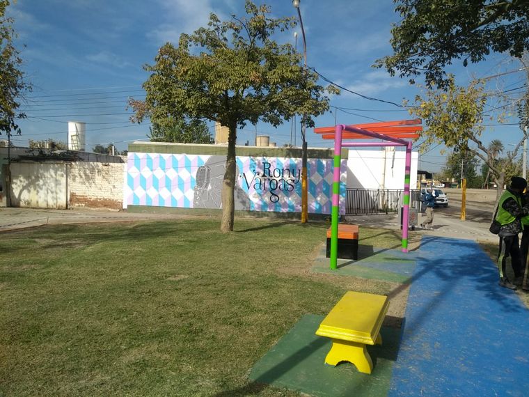 Reinauguran en Caucete una plaza en honor a Rony Vargas