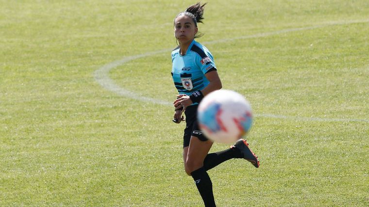 Árbitra chilena María Belén Carvajal