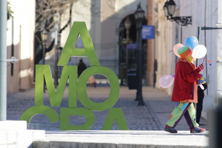 Se siente el confinamiento estricto en el centro de Córdoba.