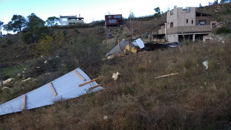 Temporal de fuerte viento en Villa Yacanto